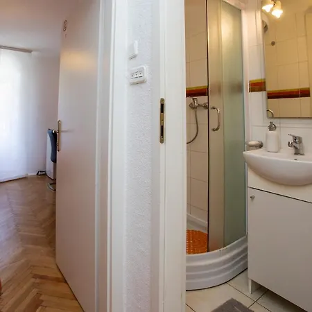 Cozy With Own Bathroom In The Old Town * Split